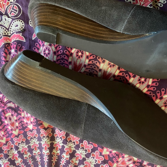 2/$20 Steve Madden Leather Suede Wedge Slip On Heels Cutout Open Toe 11M Shoes - Picture 8 of 11